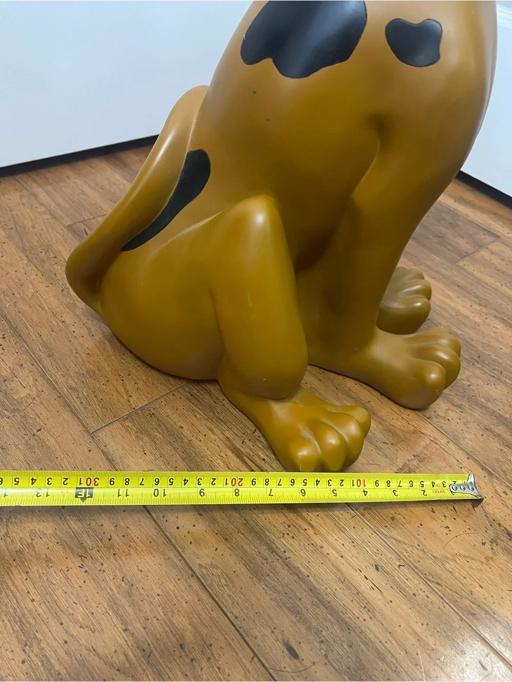 Extremely Rare Tall Hanna Barbera Scooby Doo Big Figurine Statue WB Store